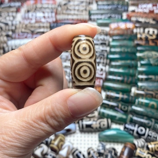 玛瑙/玉髓项圈未镶嵌