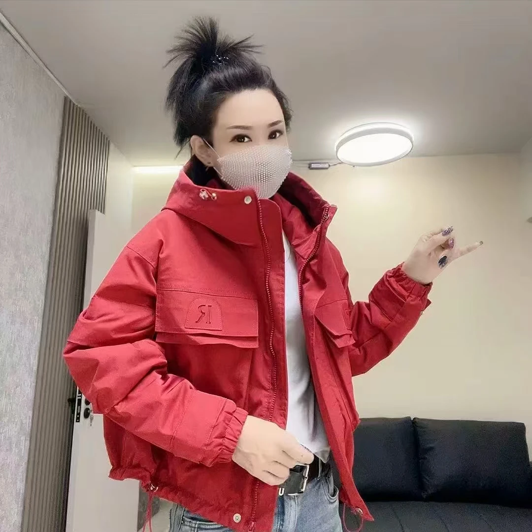 韩版时尚冲锋衣外套女2025早春新款帅气宽松保暖带帽潮流上衣