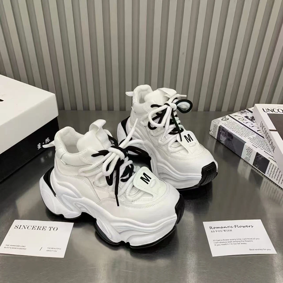 2025年新款厚底增高做旧擦色百搭大头面包鞋复古韩版板鞋运动休闲