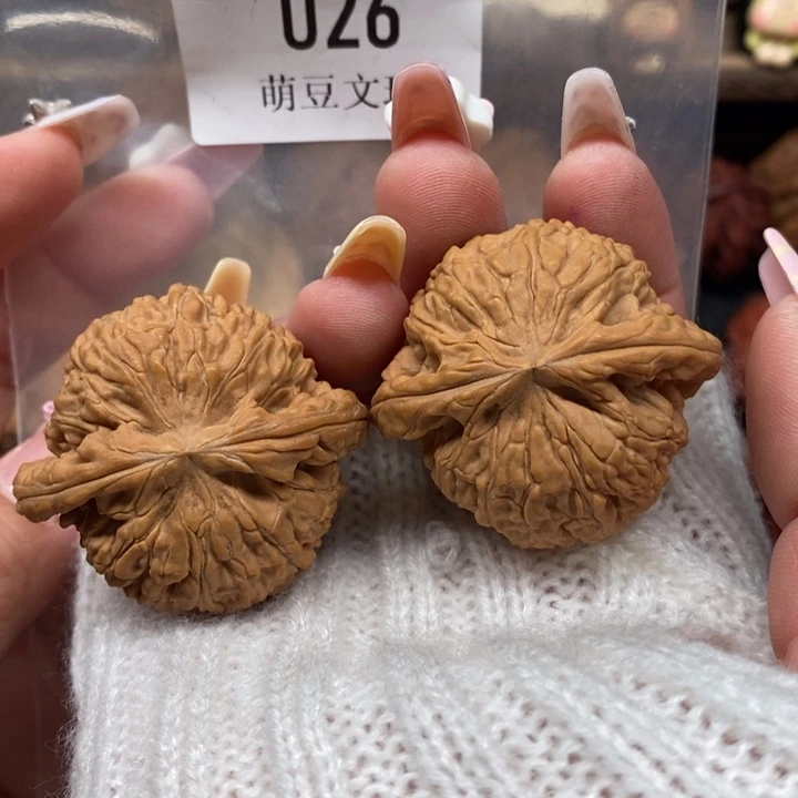 把件文玩核桃默认微瑕026白狮子41全品