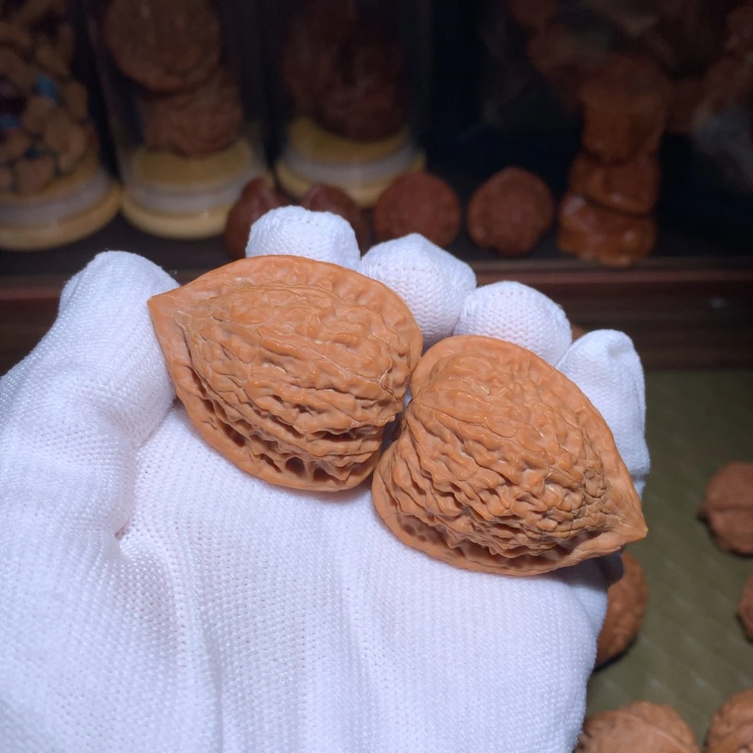 r***p吊坠文玩核桃34蛇王一抹红原树