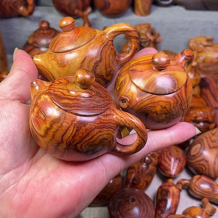 黄花梨/降香黄檀从**来海南黄花梨油梨工艺品