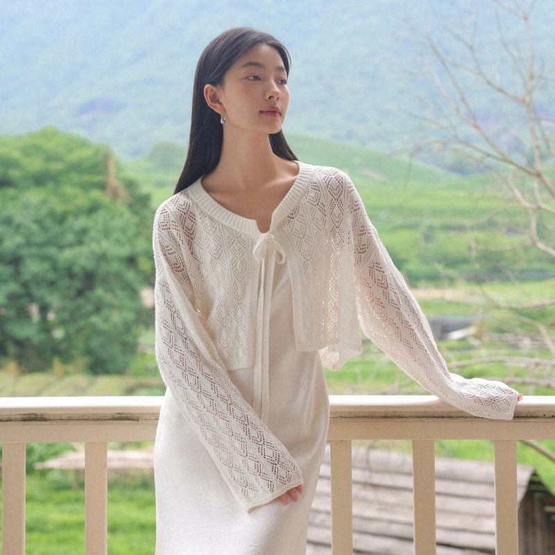 【夏季新款】AIRIQI都市镂空长袖宽松百搭H型短款开衫AH42KS553