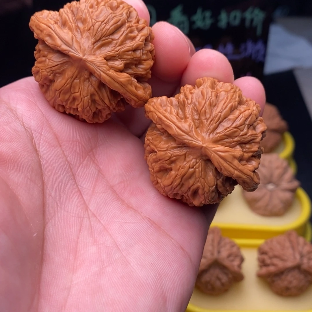 桃核吊坠玄武尺寸44