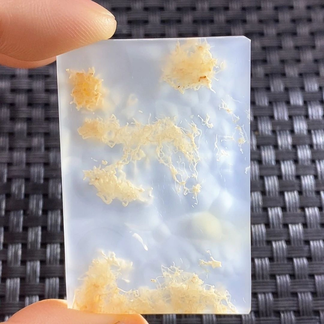 未镶嵌颈饰玛瑙/玉髓深**枫