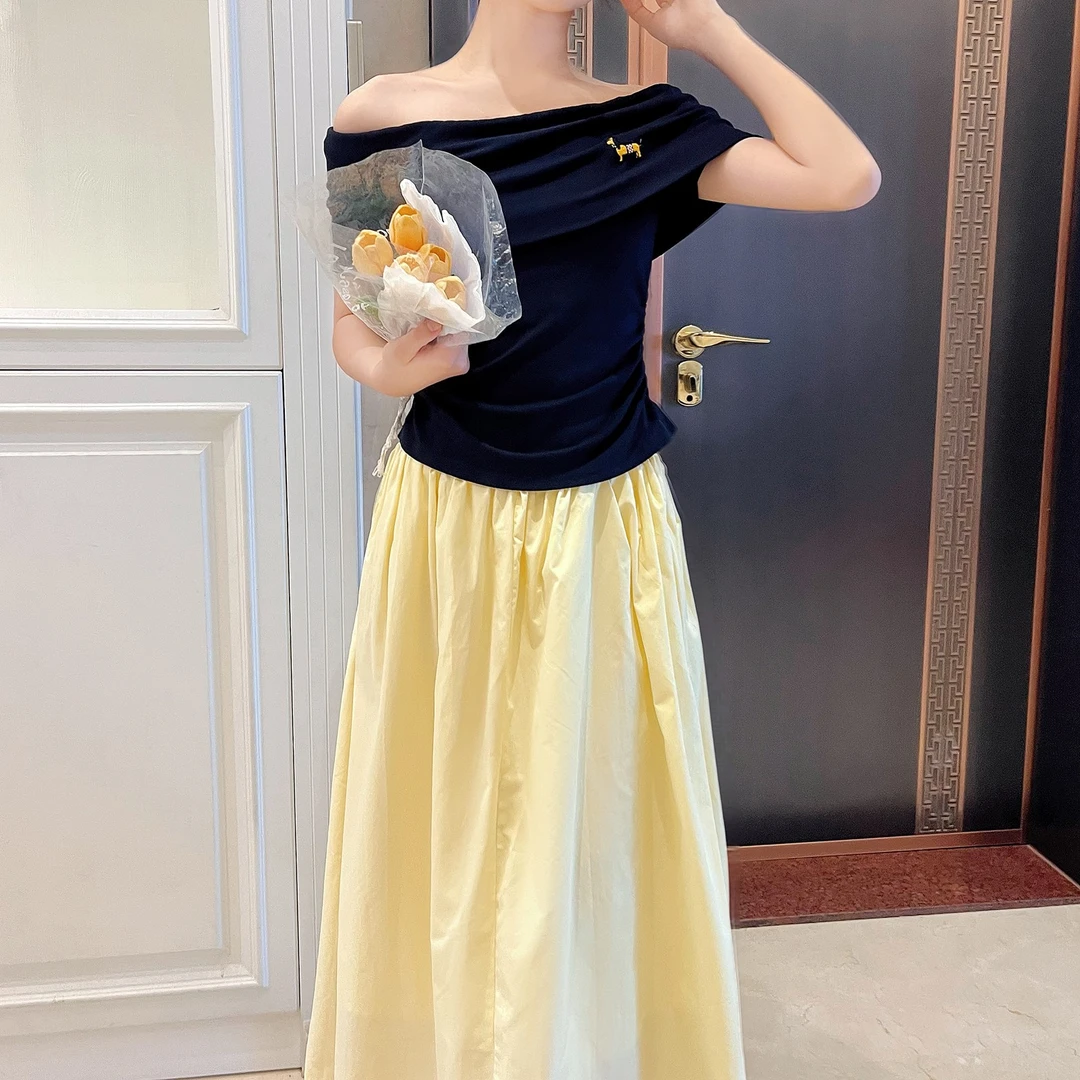 AiLin陈艾林短袖T恤一字肩高腰半身裙显瘦气质减龄时尚甜美套装