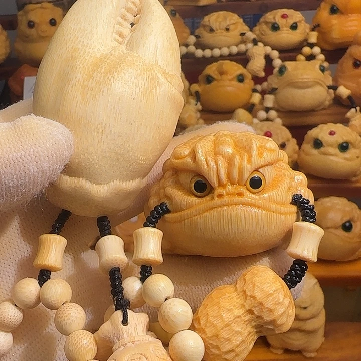 竹竹雕大蟹钳带竹链，5.0+恶霸蟾带竹链，送2油刷子