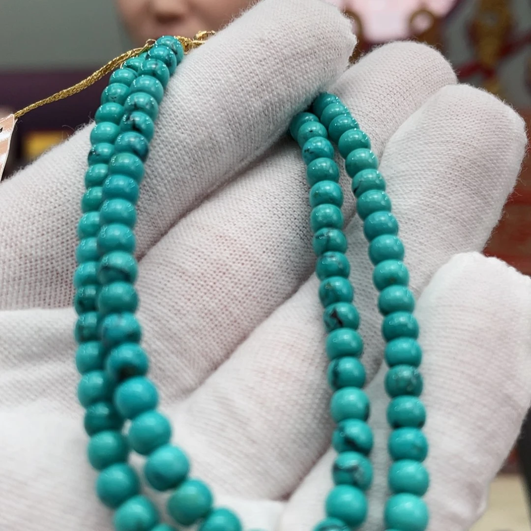 绿松石颈饰未镶嵌