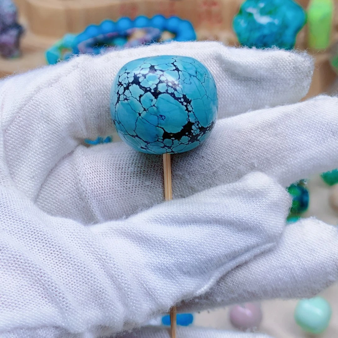 绿松石未镶嵌三彩随行