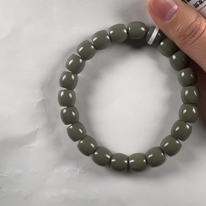 和田玉手链未镶嵌时***点