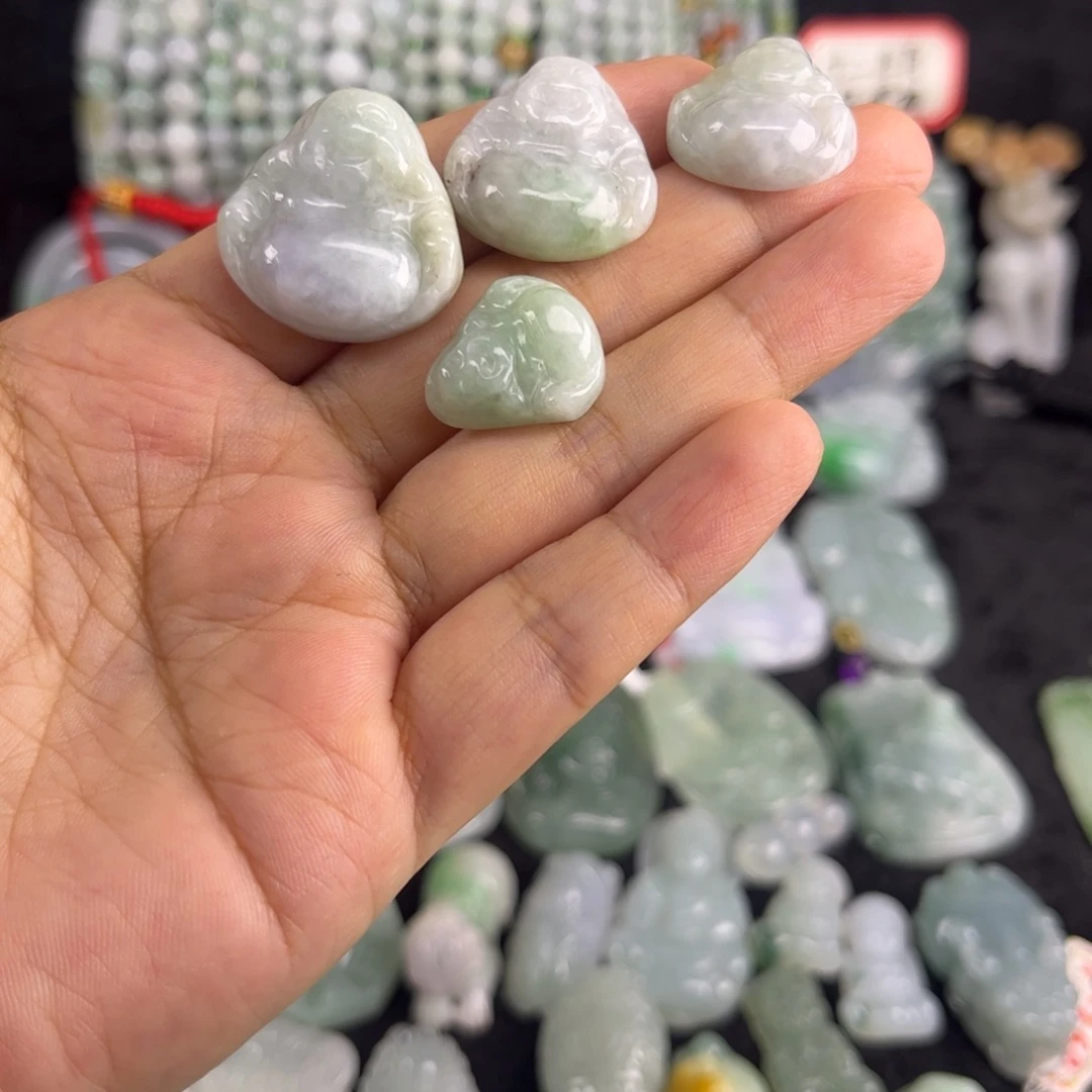 淘***狼翡翠未镶嵌吊坠(不含链)