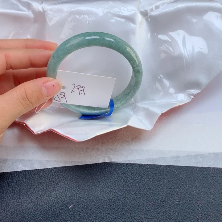翡翠手镯未镶嵌用****8