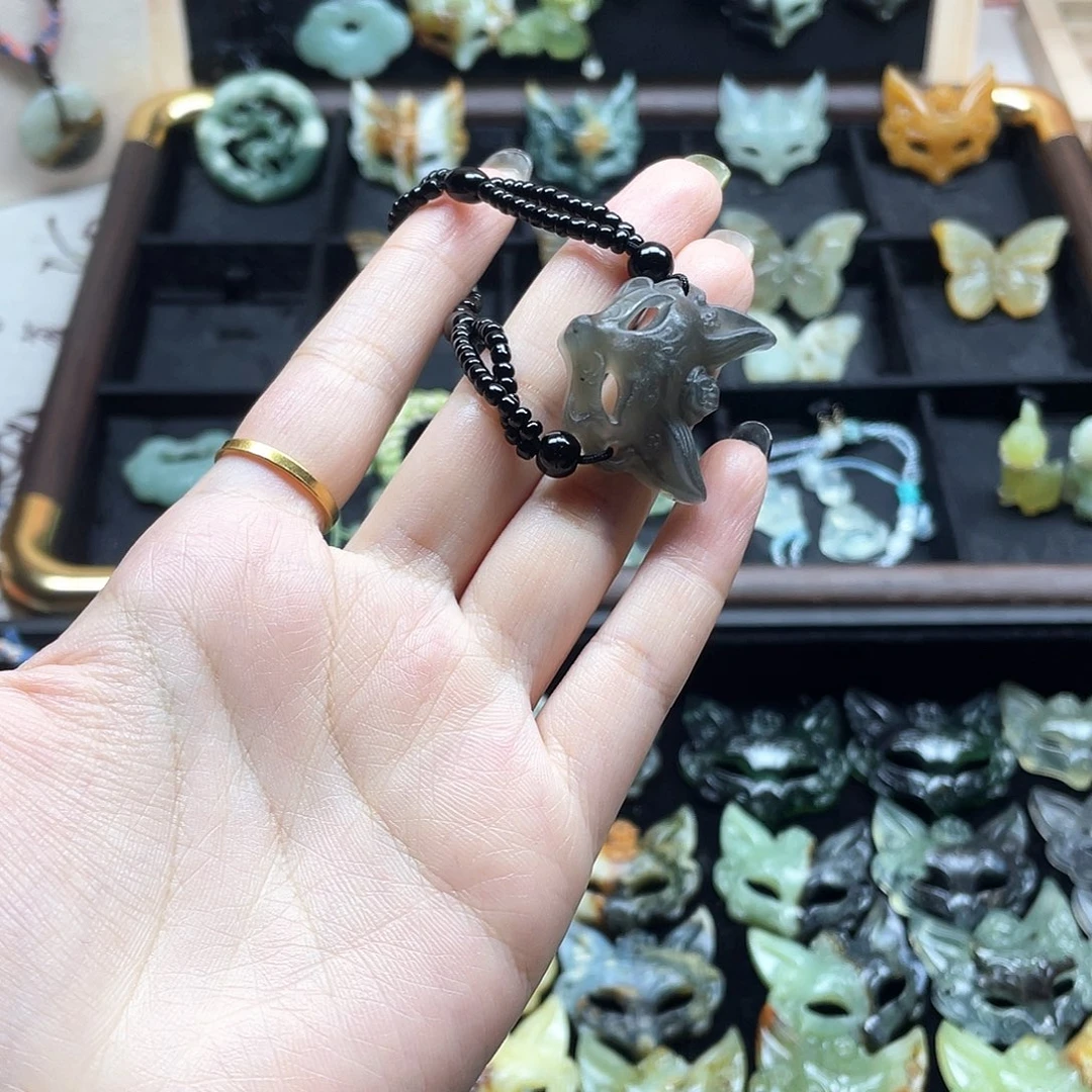 未镶嵌蛇纹石玉颈饰福利不退不换