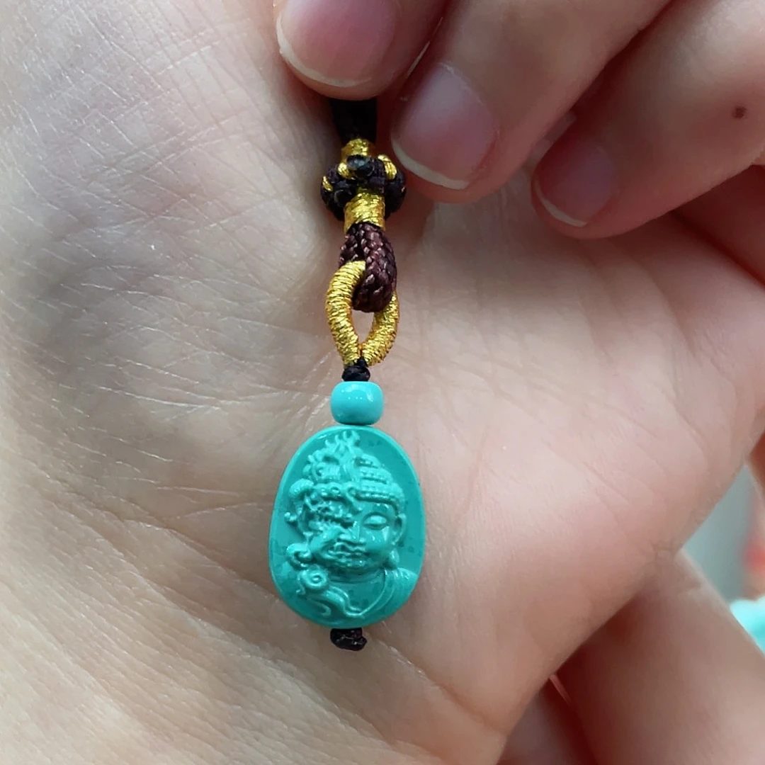 绿松石颈饰未镶嵌