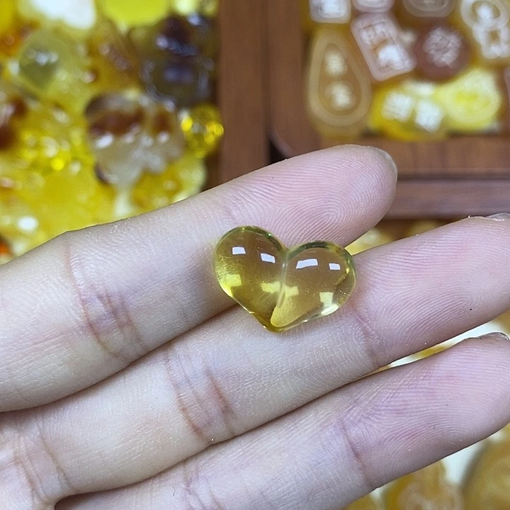 吊坠橄榄核小屁桃52