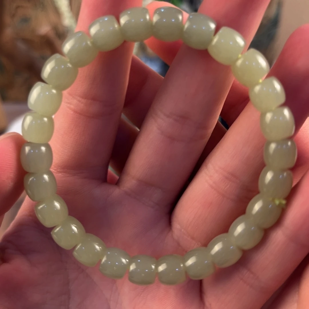 眼***蓝和田玉（糖玉）未镶嵌手链