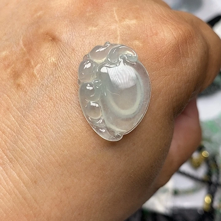 定制翡翠未镶嵌毛货需要抛光请慎拍