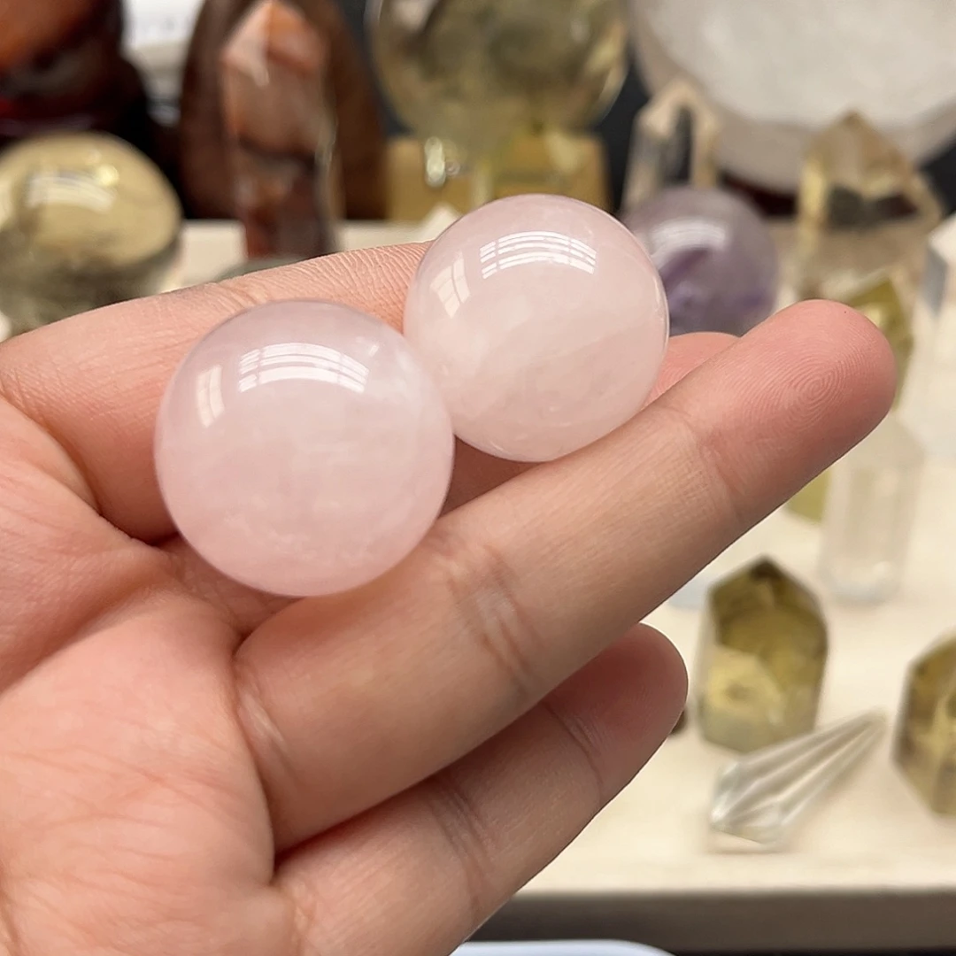 未镶嵌珠宝半成品水晶46 粉水晶球