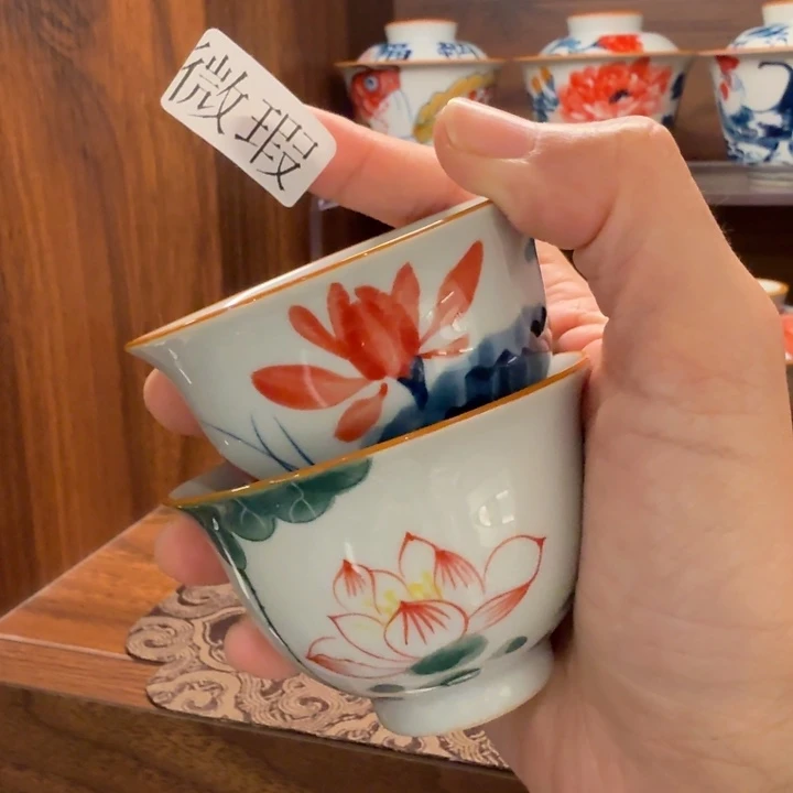 釉下手绘茶具微瑕
