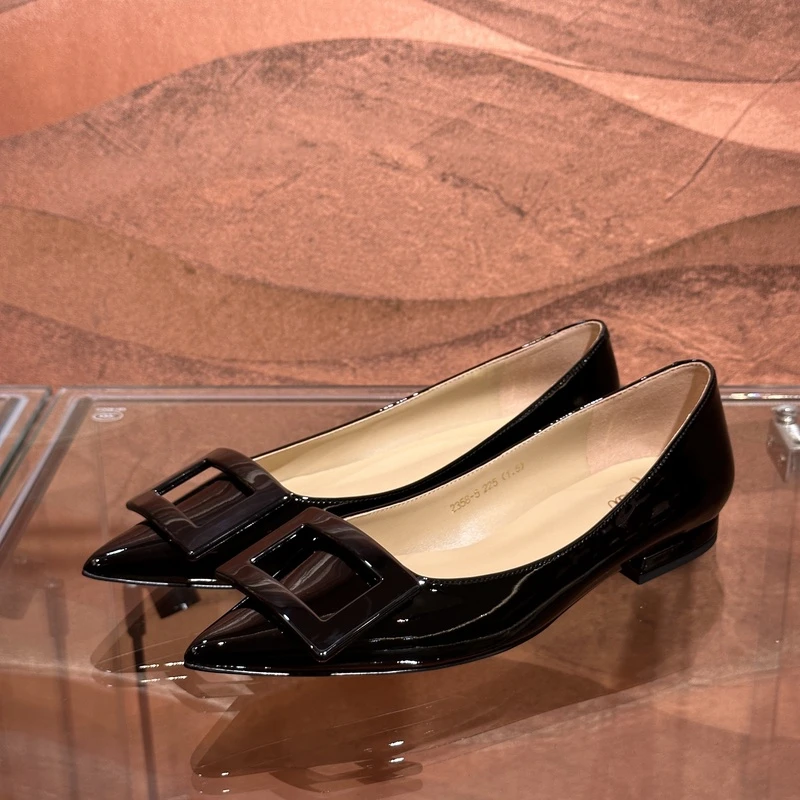 【断码特价】尖头方扣漆皮单鞋平底鞋 2358-5