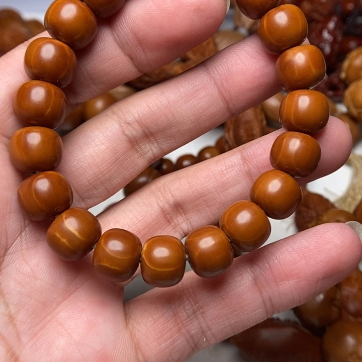 橄榄核吊坠T****曼橄榄个