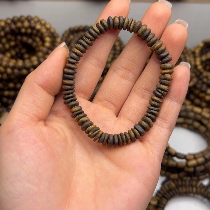 沉香碎屑沉香种植奇楠沉水浮 陆河卡07，6克