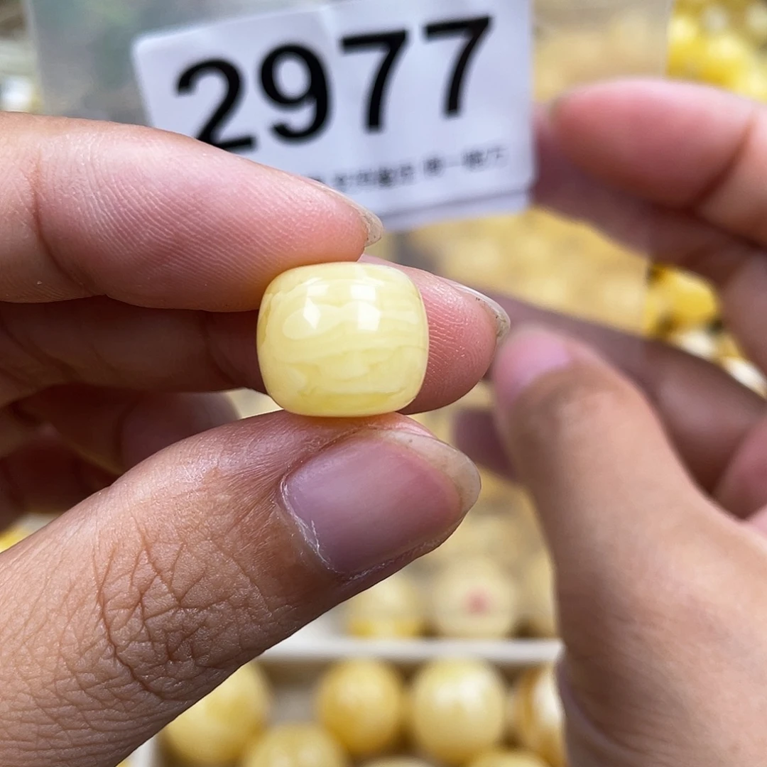 ****是琥珀未镶嵌珠宝奇石12.8