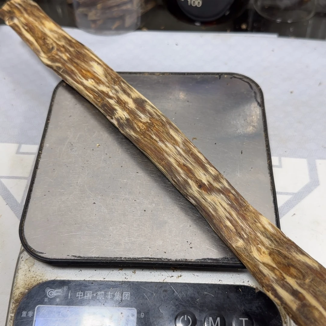 沉香沉香碎屑海南奇楠沉香乌身块料74.3