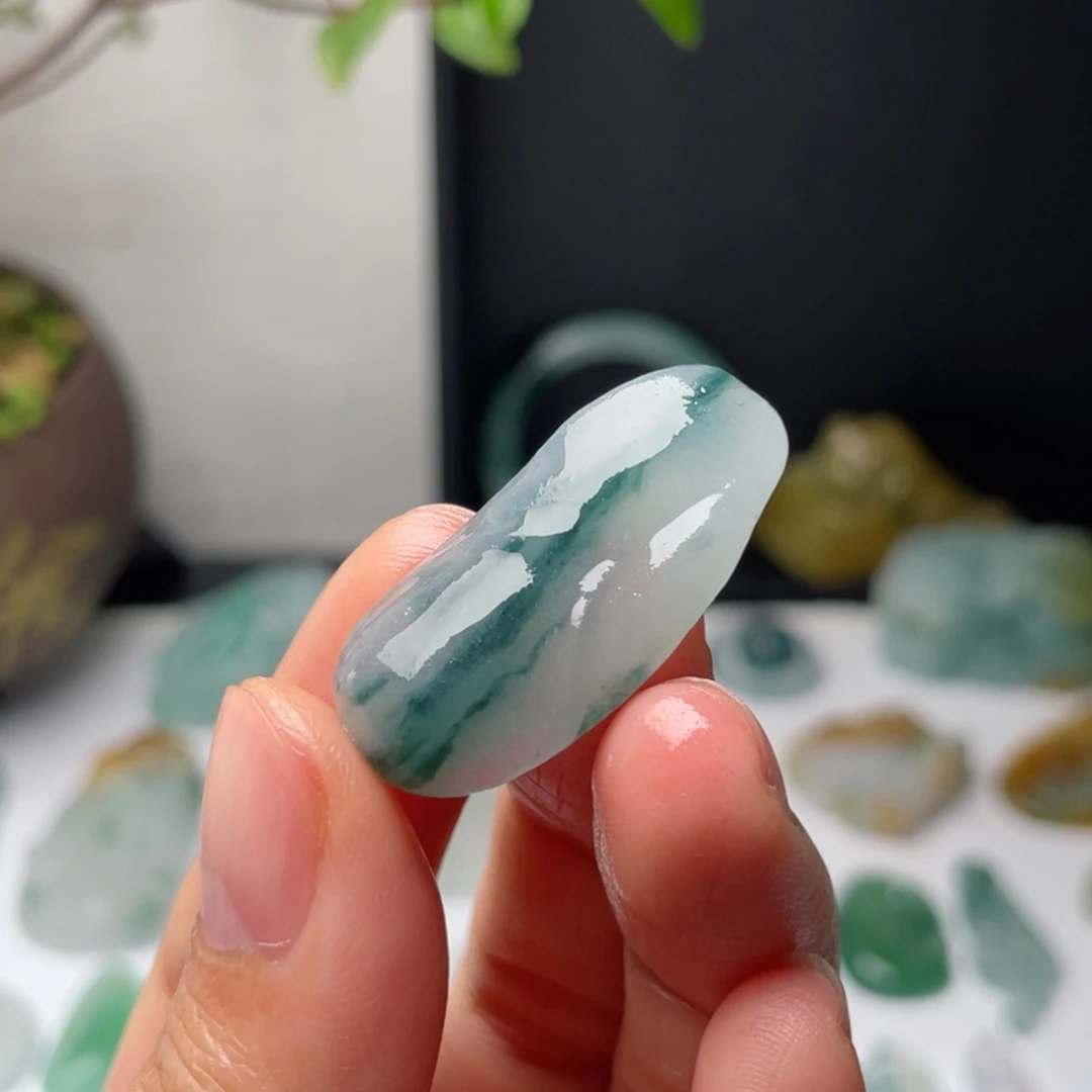 定制翡翠未镶嵌天然翡翠