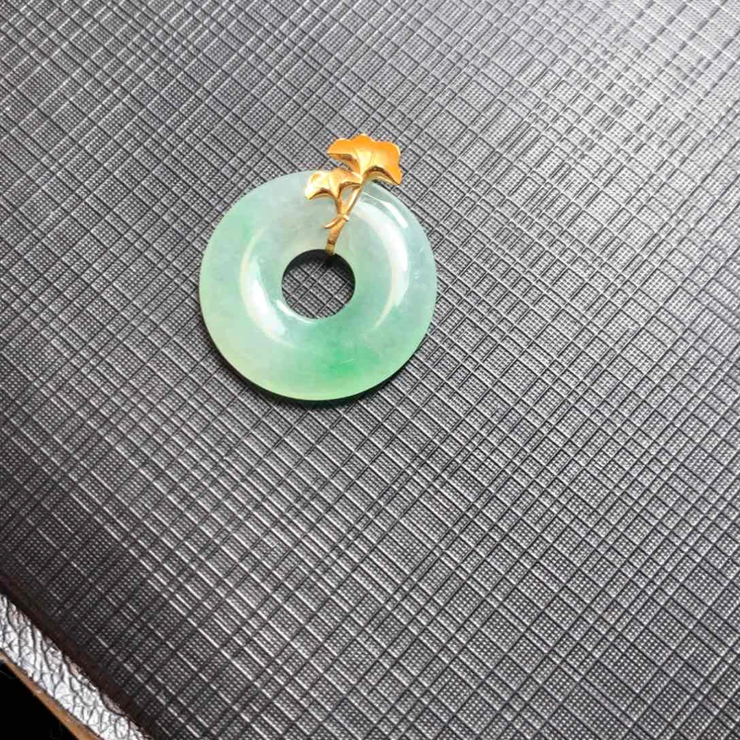 颈饰18K金镶嵌翡翠翡翠