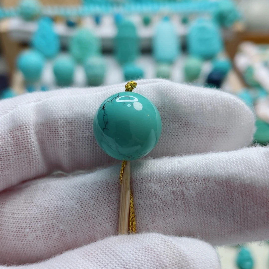 未镶嵌绿松石珠宝奇石