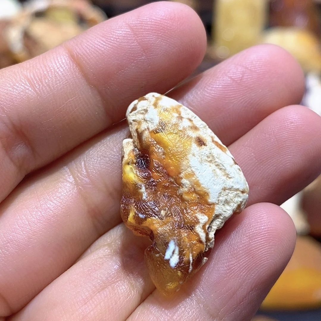 定制琥珀蜜蜡原石