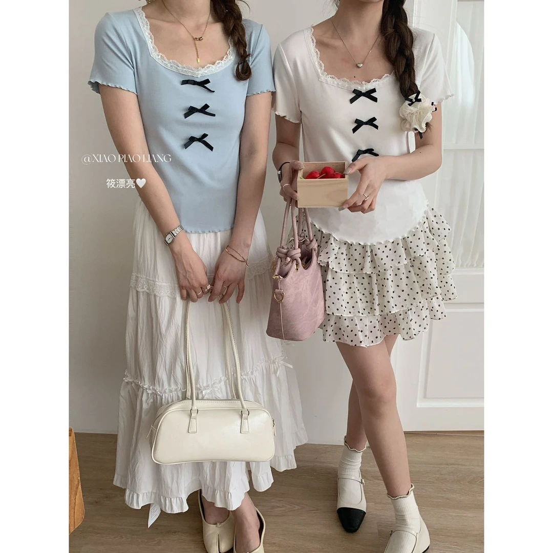 衣诗恋-韩系小众小个子蝴蝶结设计感芭蕾风蕾丝拼接U领上衣8017#