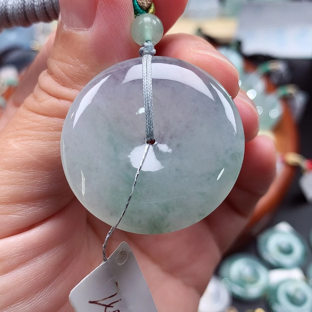 翡翠未镶嵌颈饰吊坠