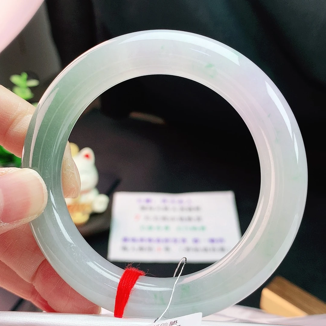 翡翠手镯未镶嵌56胖