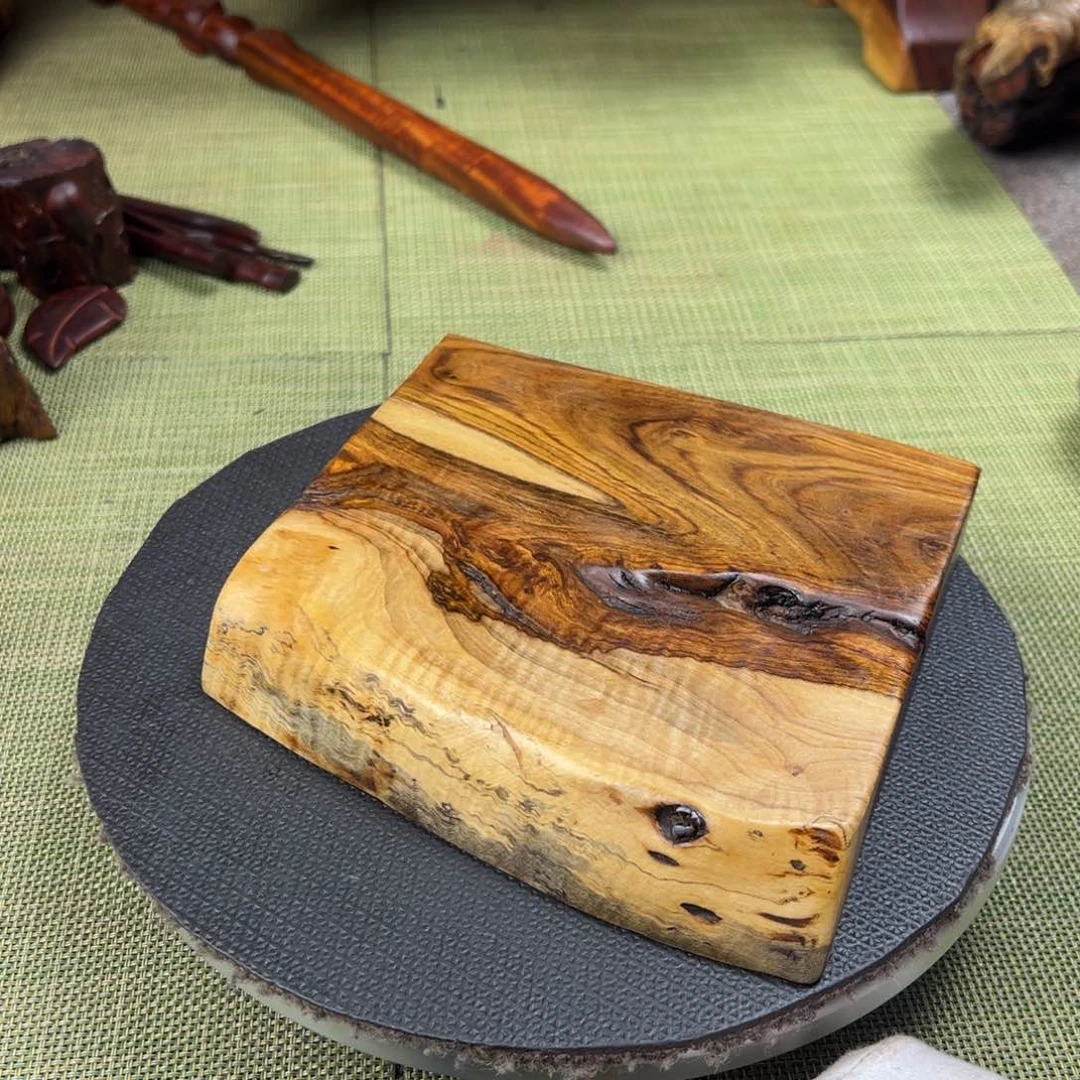 大果紫檀（缅甸花梨）了