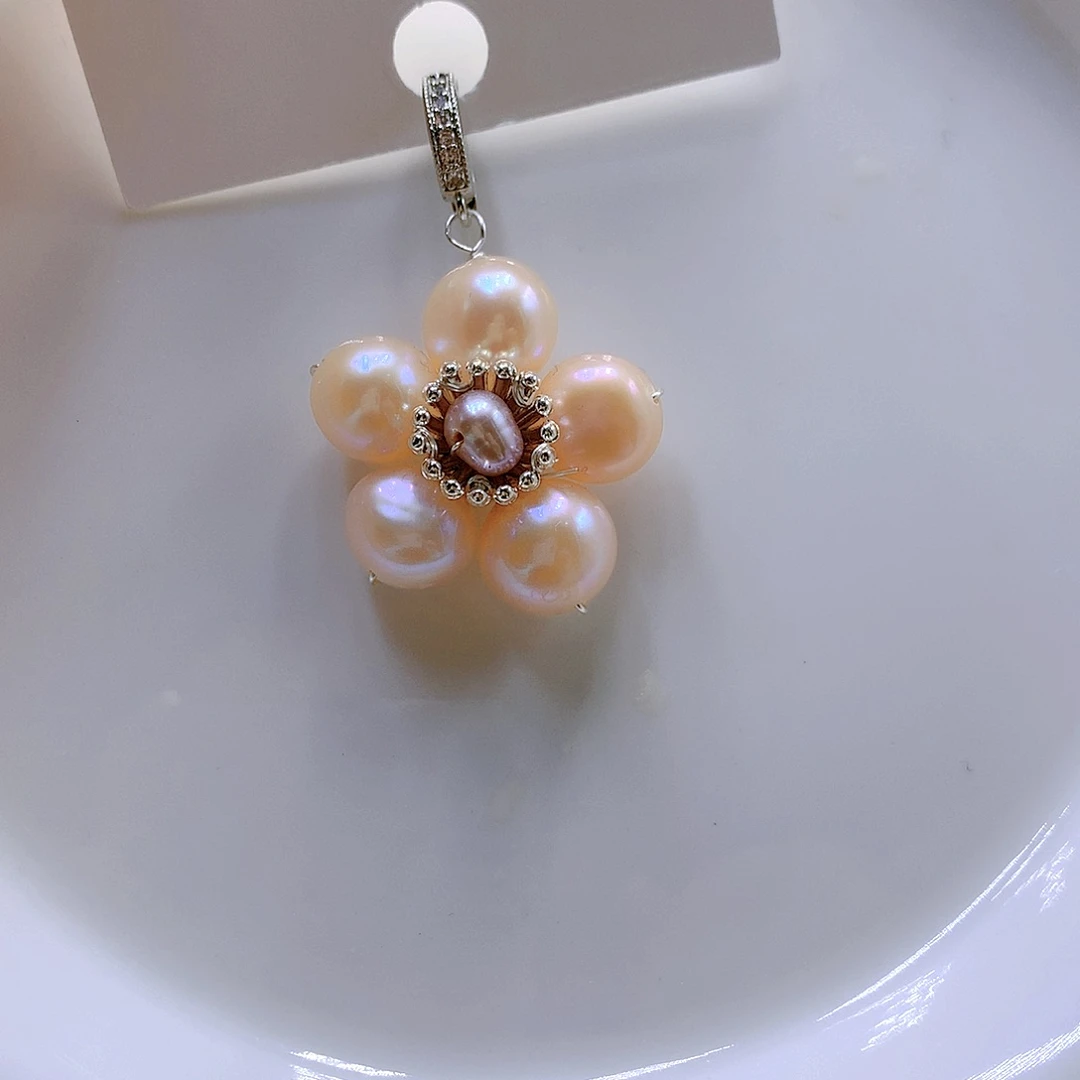 银S925镶嵌耳饰淡水珍珠