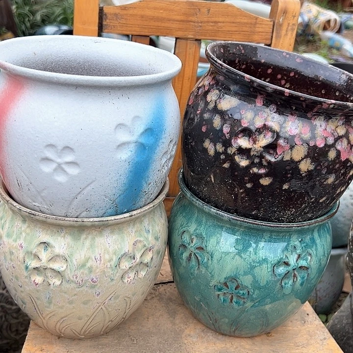 紫砂花盆口16高15。。。。。。。。。。。。。