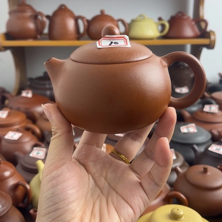 茶壶紫砂240cc降坡半手