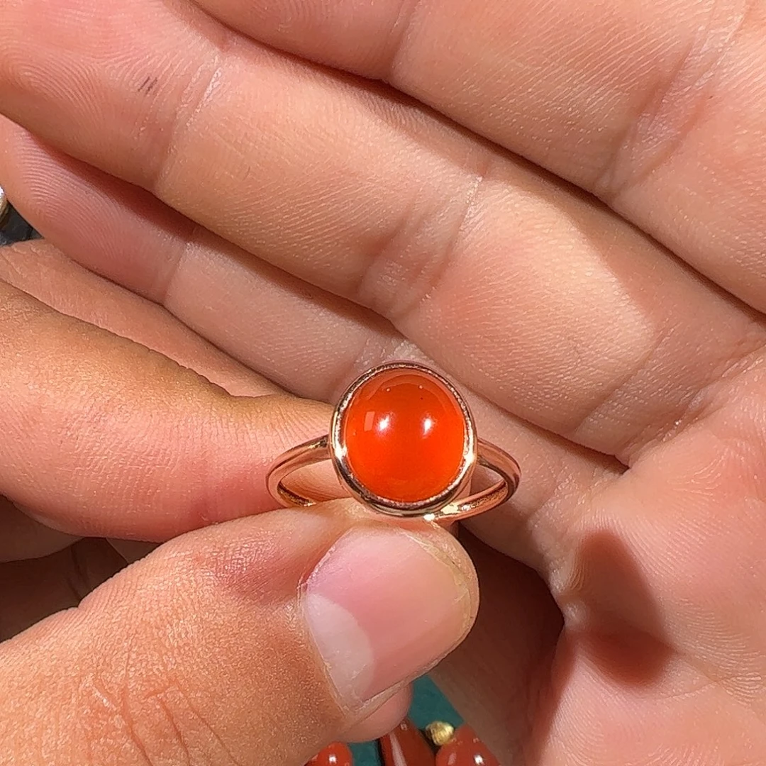 南红玛瑙18K金镶嵌戒指