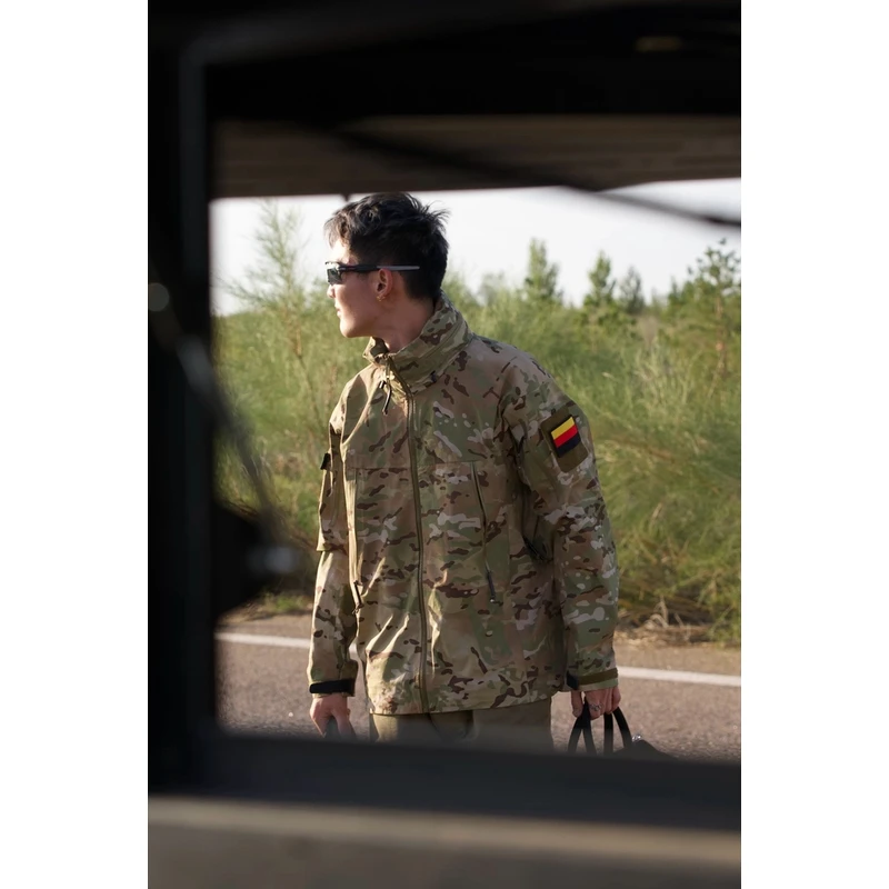 Ss男人的荷尔蒙 leaf Gan2军鸟战术硬壳冲锋衣全压胶防暴雨冲锋衣