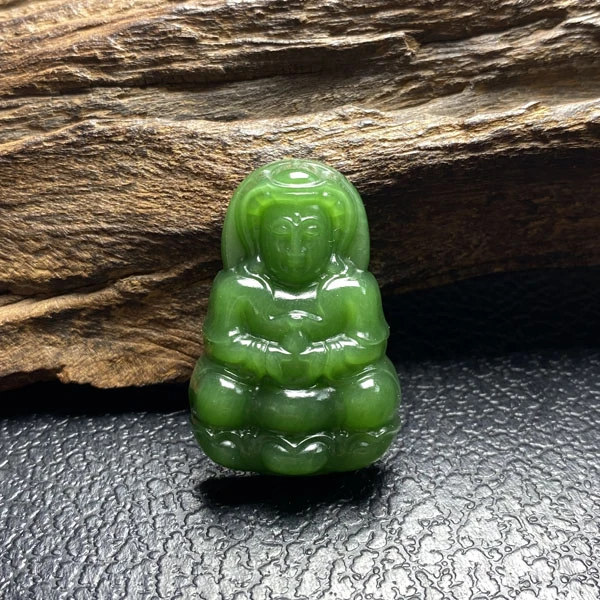 天然和田玉碧玉阳绿观音吊坠