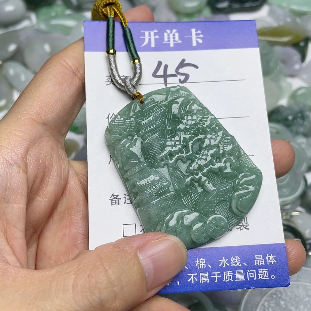 吊坠(不含链)未镶嵌翡翠