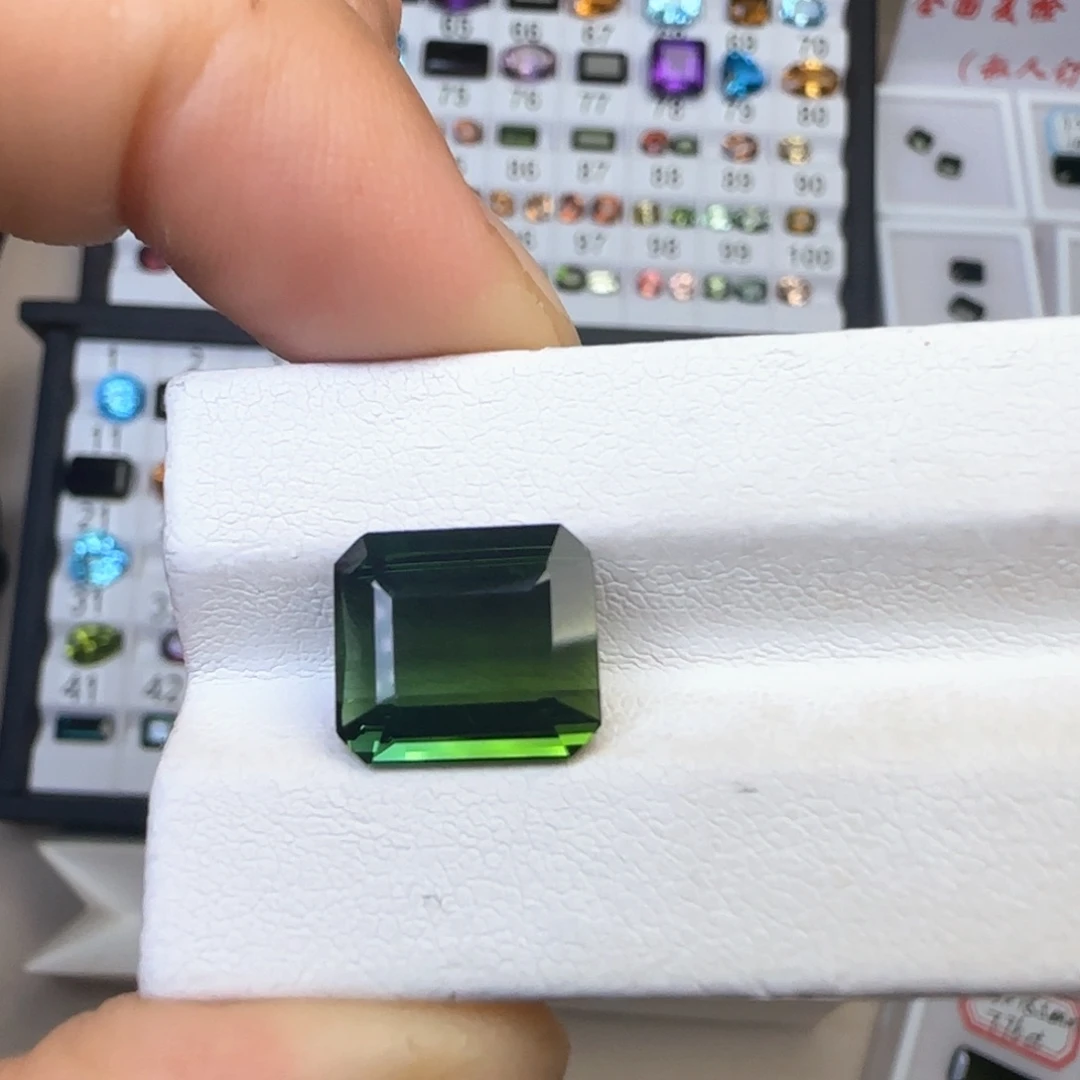 碧玺珠宝半成品未镶嵌5.7克拉 全净无瑕