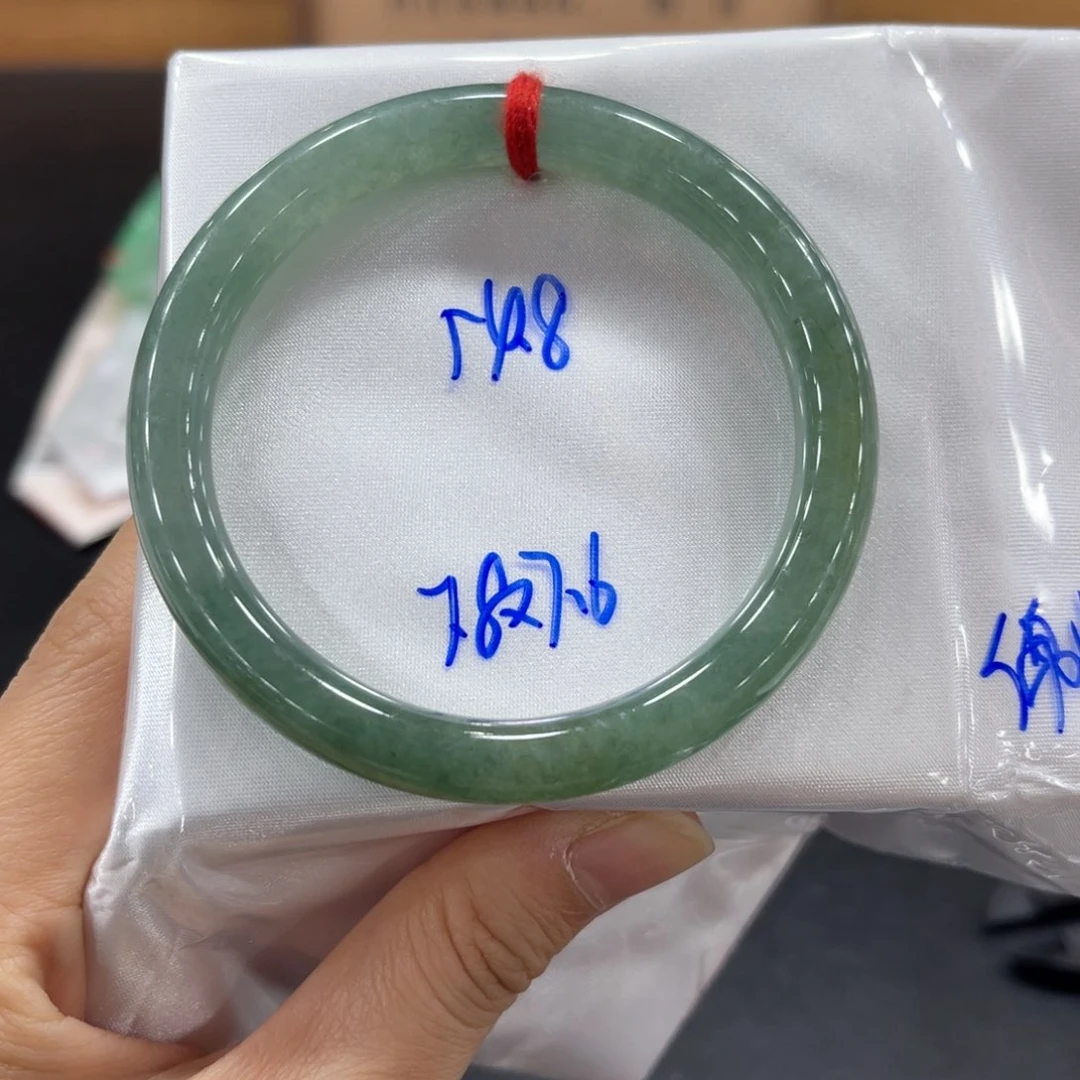 未镶嵌手镯翡翠翡翠