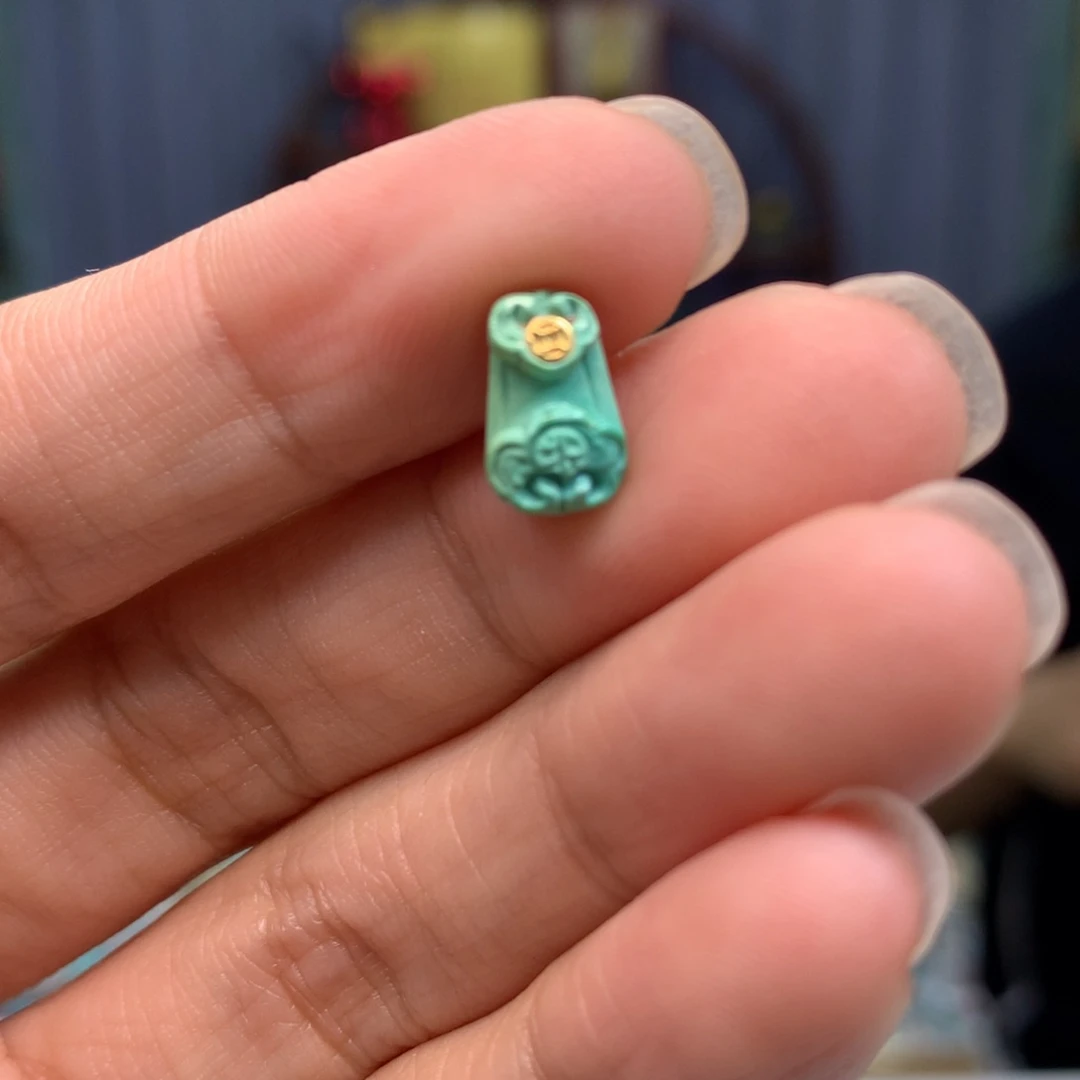 绿松石未镶嵌配饰