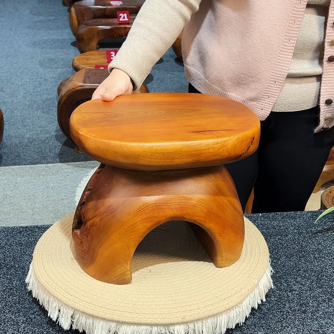 28 号香樟木尺寸：33-28-26cm