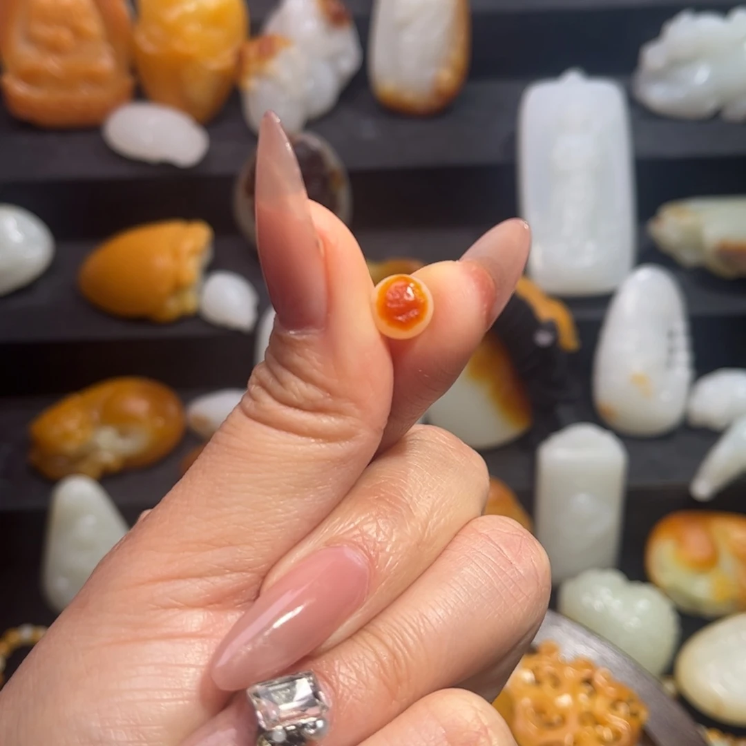 和田玉颈饰未镶嵌黑*王