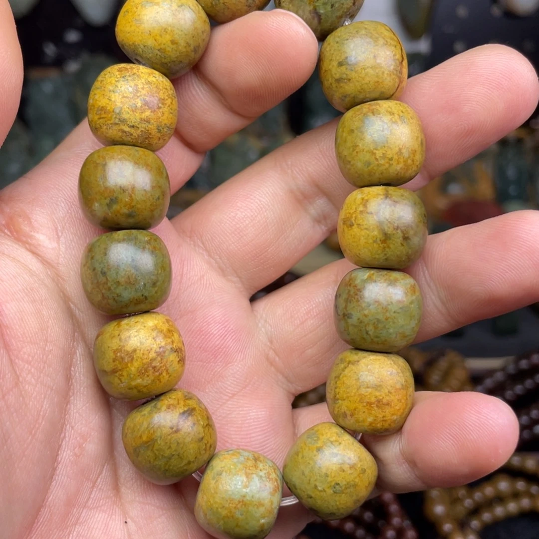 岫岩河磨玉（透闪石质玉）未镶嵌颈饰16×14.57