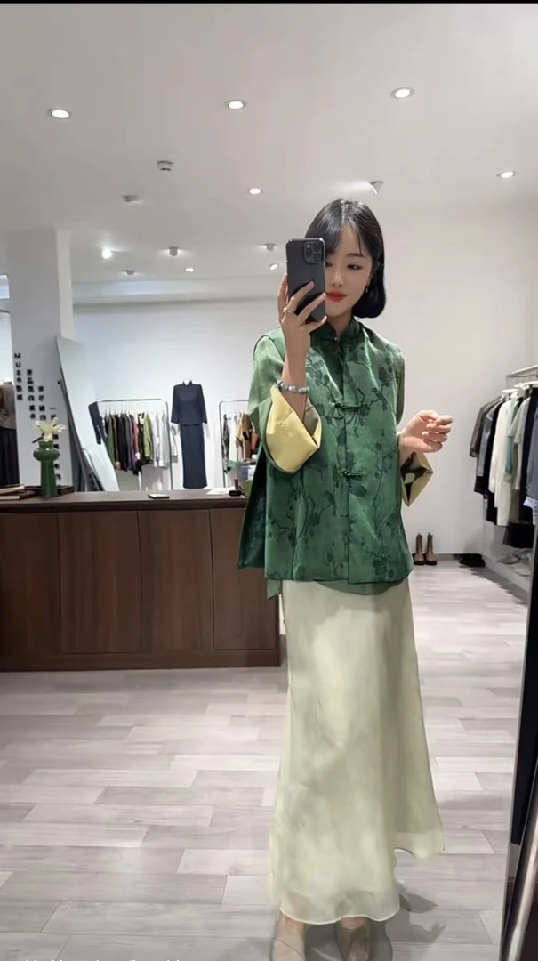 【缪斯·香云】绝美手绘绿色香云纱马甲